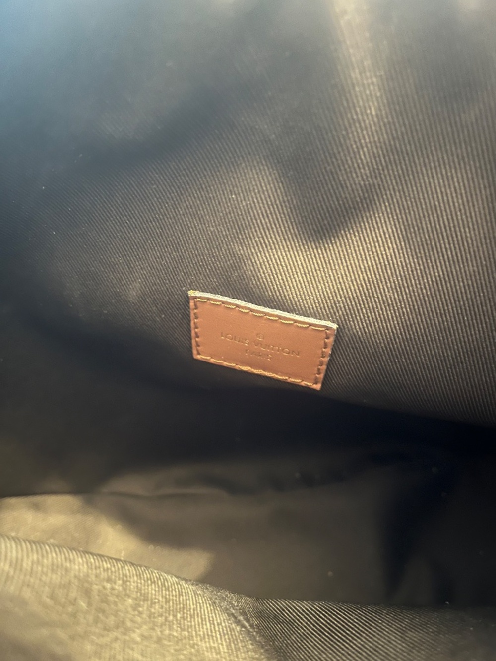 Louis Vuitton Cresent Bag - Picture 4 of 5